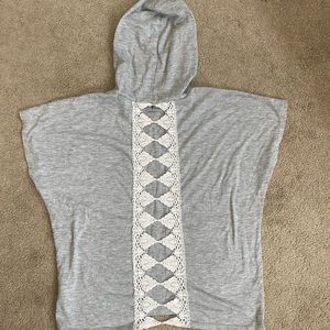 Aeropostale t-shirt hoodie with lace back